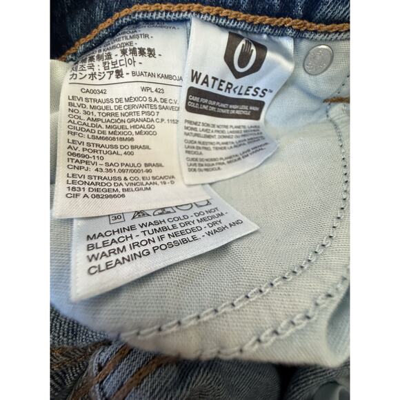 Levis 70s High Flare Jeans Womens sz 30 34 inseam Medium Wash Blue Boho Western - Picture 7 of 8